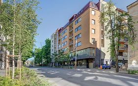 Cityvibe Top-Floor Apartment